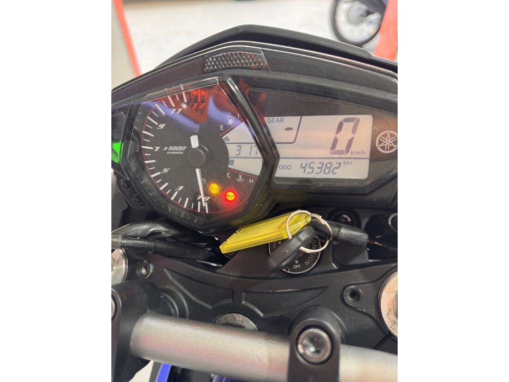 Painel com 45.382 km